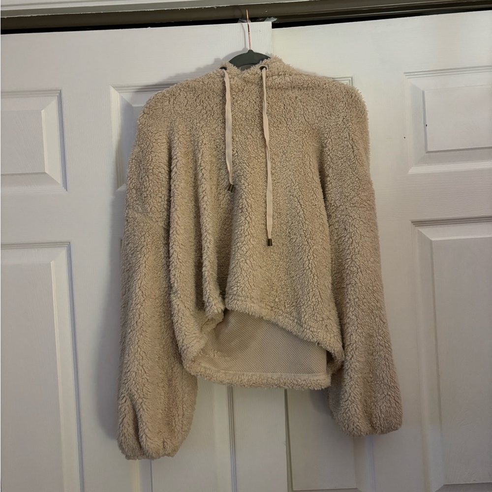 women’s sherpa pullover